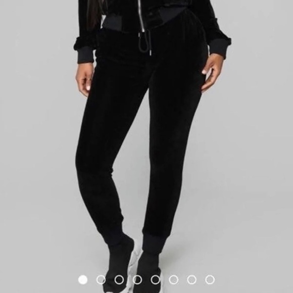 FASHION NOVA MATCHING SET - Picture 2 of 4